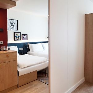 Kamer met Rolstoeltoegankelijkheid met een King Size Bed